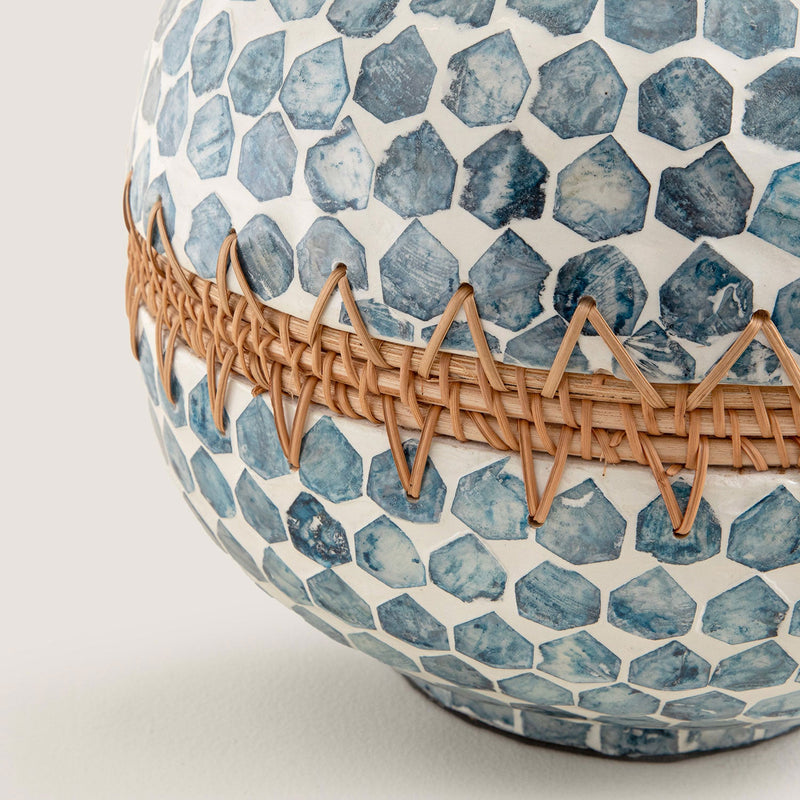 Chakra Hanoi Capiz Vase 26 Cm White