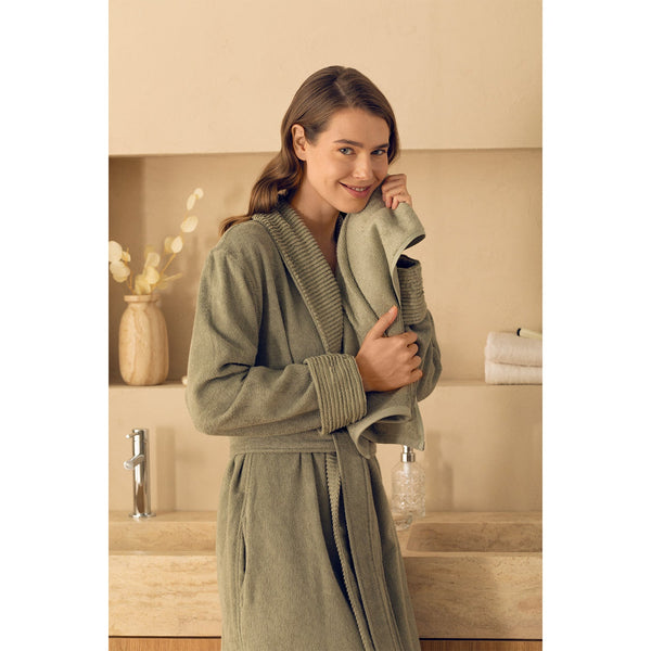 Chakra Narde Woman Bathrobe Green
