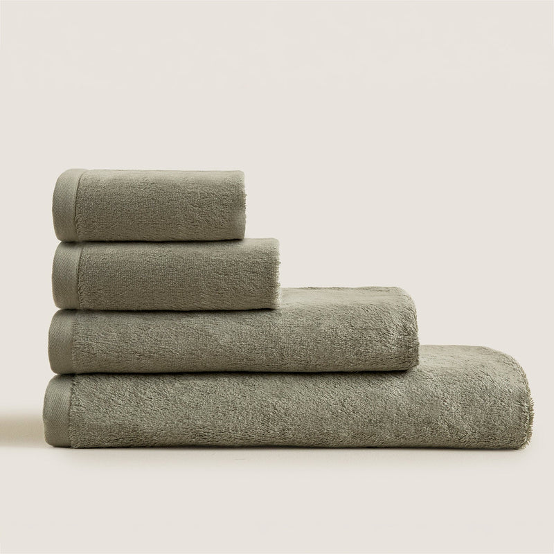 Chakra Solid Towel 30X50 Cm Light Green