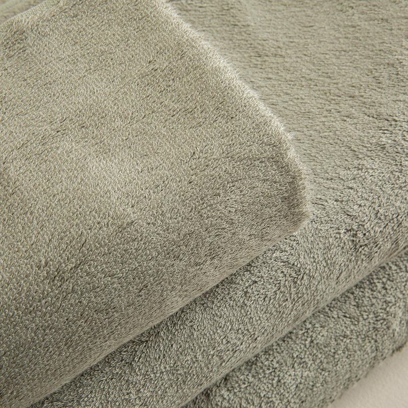 Chakra Solid Towel 30X50 Cm Light Green
