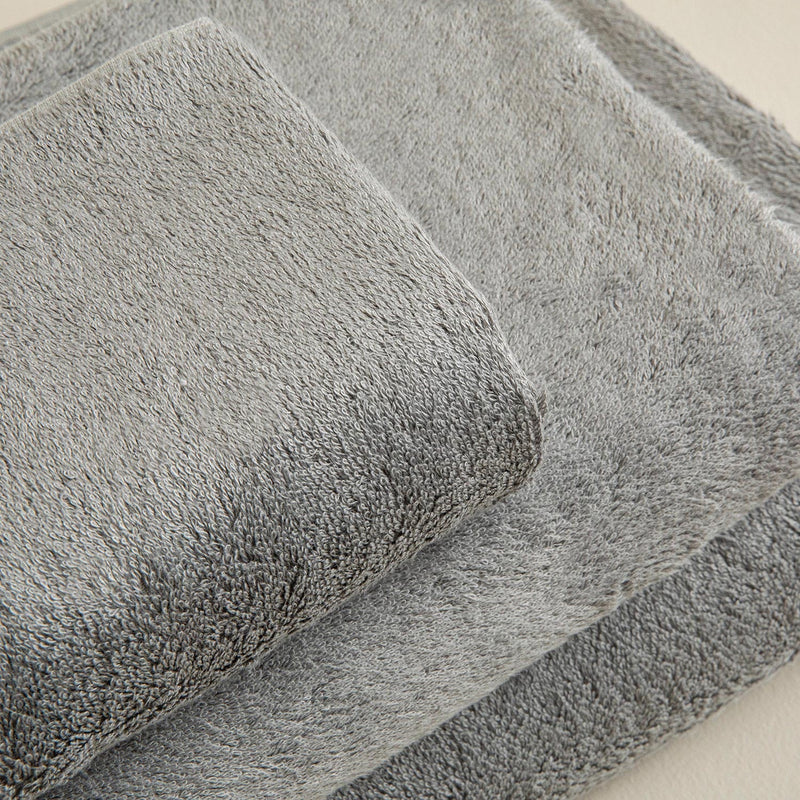 Chakra Solid Towel 33X33 Cm Light Grey