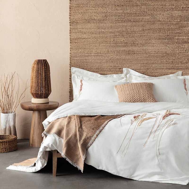 Chakra Silvi Bedding Set Kng Ecru