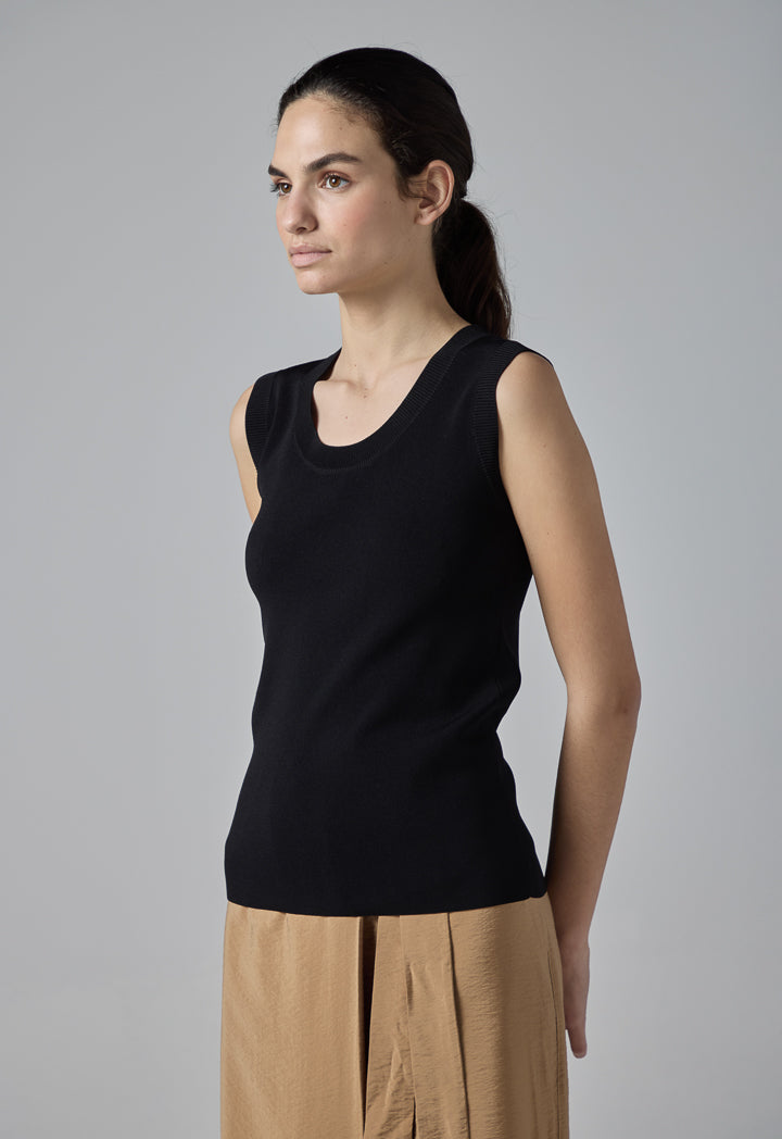 Choice Basic Round Neck Sleeveless Top Black