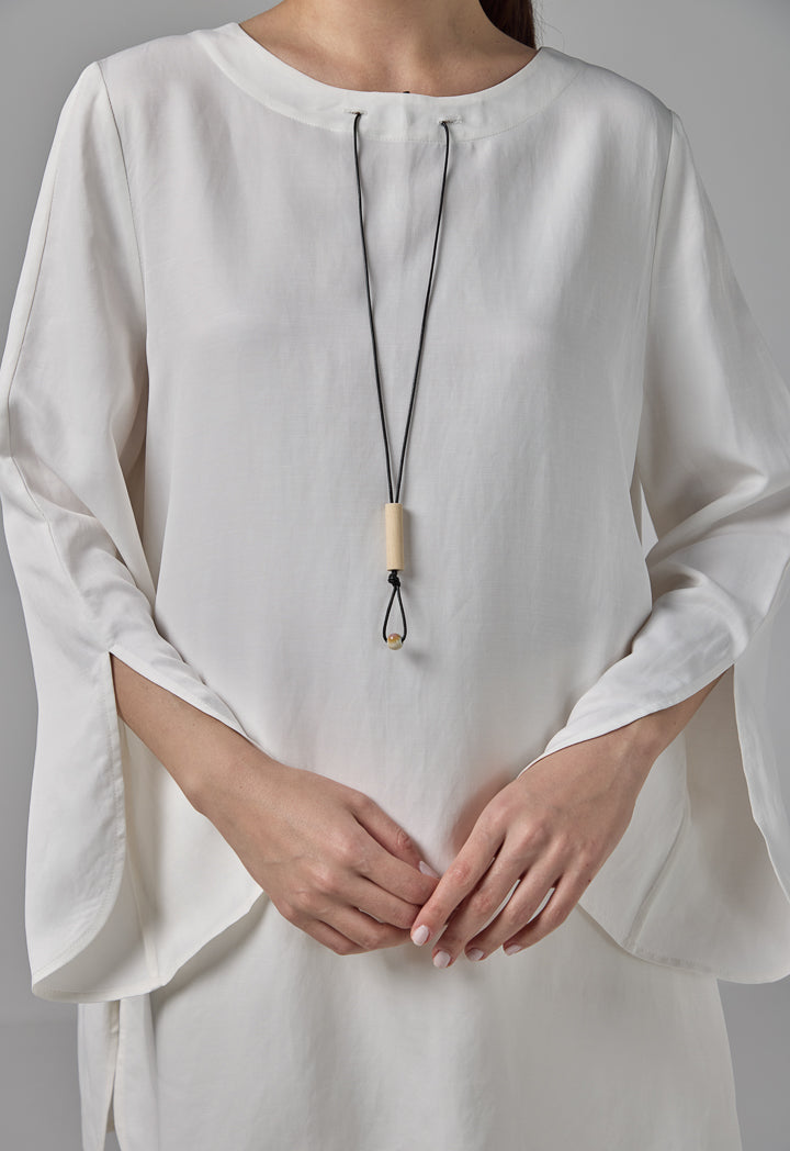 Choice Basic Flared Blouse With Attached Necklace Off White