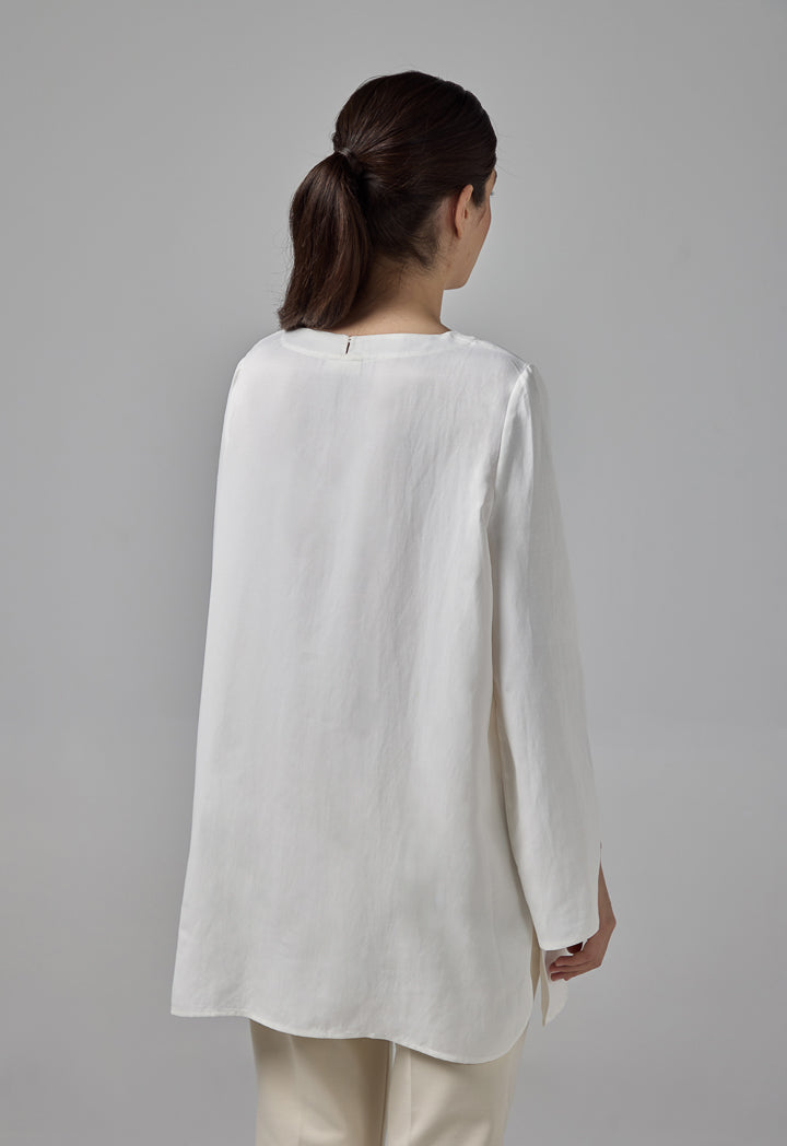 Choice Basic Flared Blouse With Attached Necklace Off White