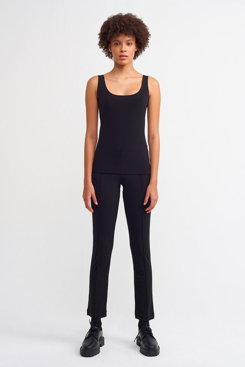 NU  Basic Tank Top Black