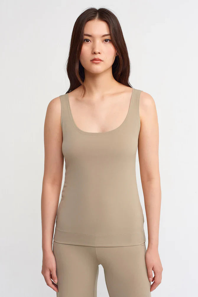 Nu Solid Basic Top Bronze