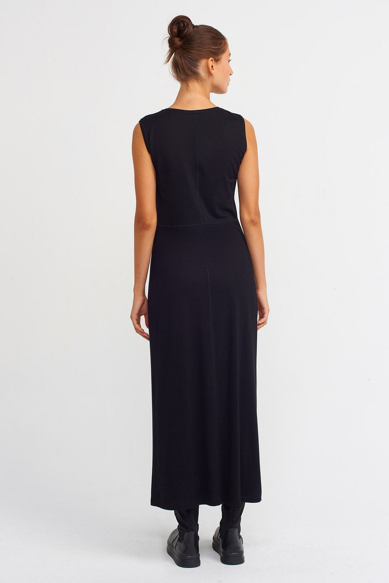 Nu Straight Cut Knitted Maxi Dress Black