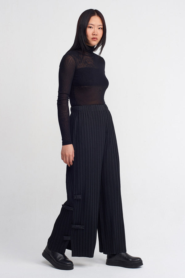 NU Pleated Trousers With Snap Button Detail Black
