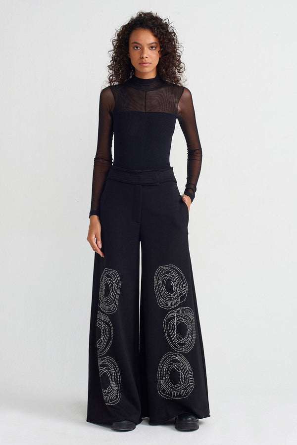 Nu Embroidered Wide-Leg Trousers Black/Offwhite