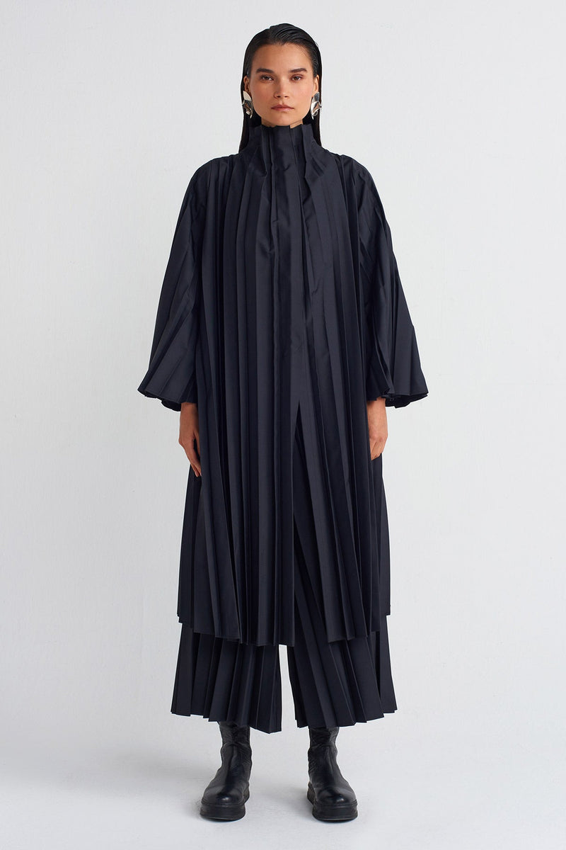 Nu Long Pleated Jacket Ebony