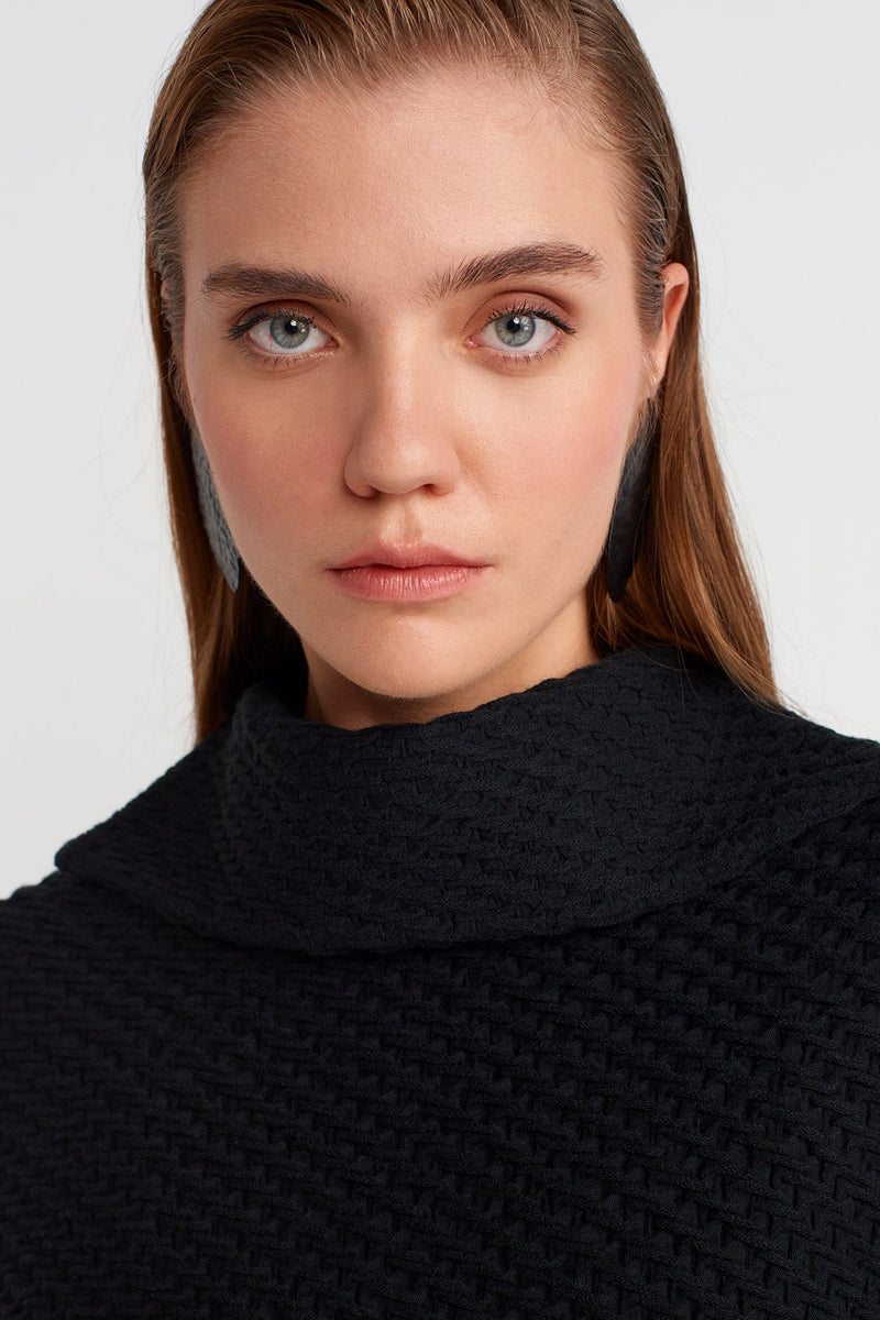 Nu  Jacquard Patterned Sweat  Black