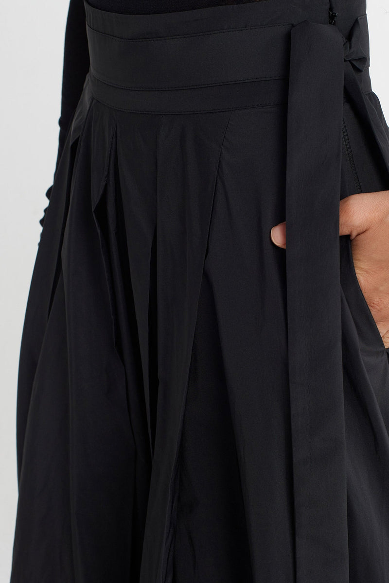Nu Taffeta Balloon Skirt Black