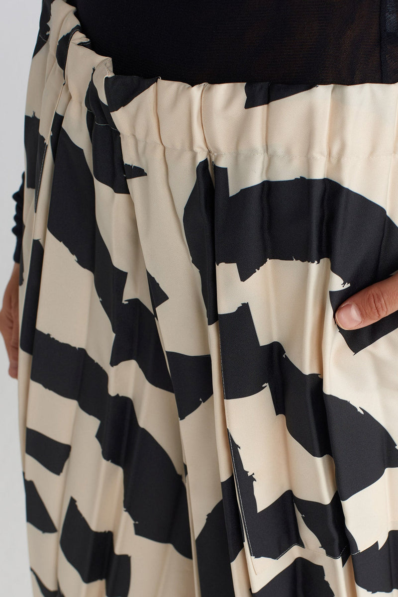 Nu Patterned Pleated Trousers Multi Color