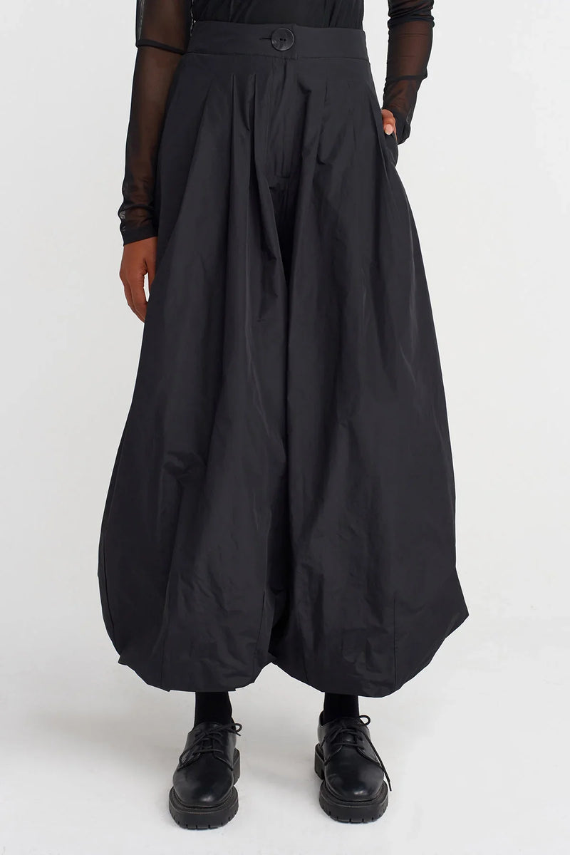 Nu Taffeta Balloon Trousers Black