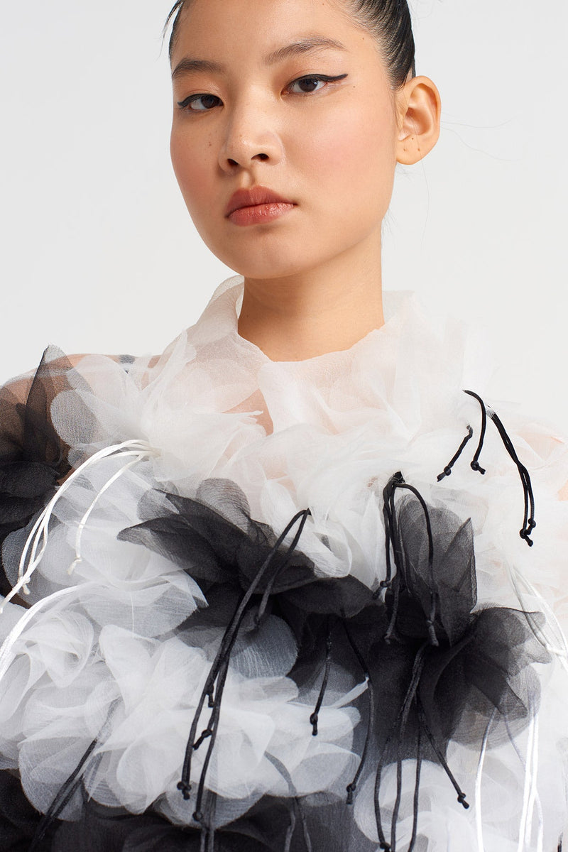 Nu Floral Embroidered Organza Dress Off White/Black