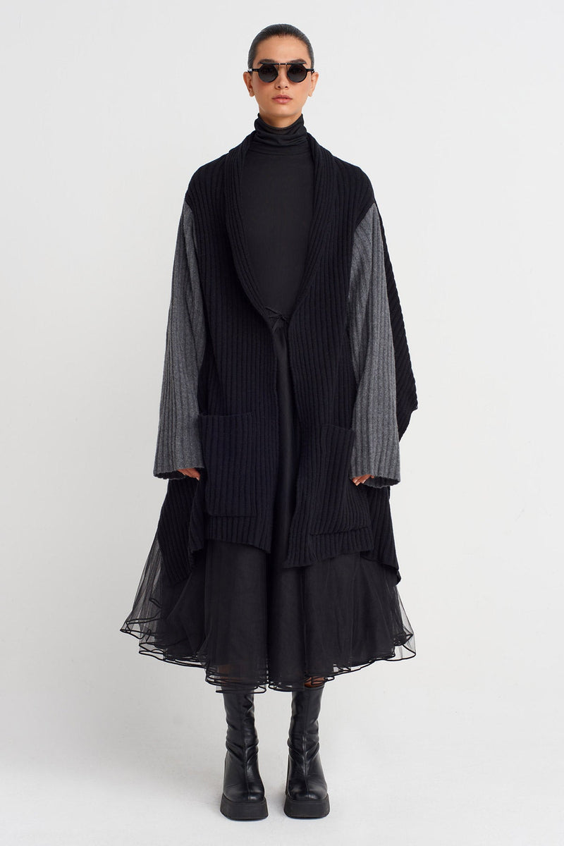 Nu Two-Tone Oversized Knit Cardigan Black & Grey