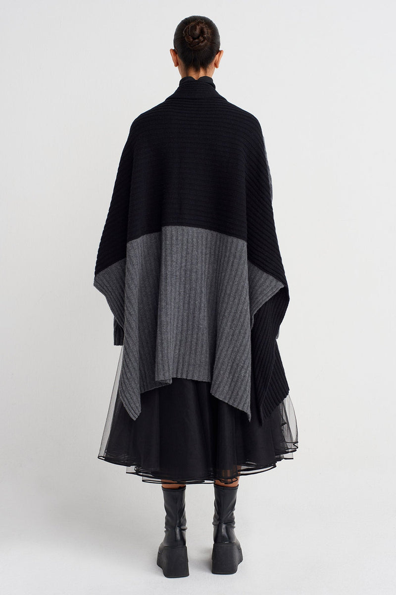 Nu Two-Tone Oversized Knit Cardigan Black & Grey