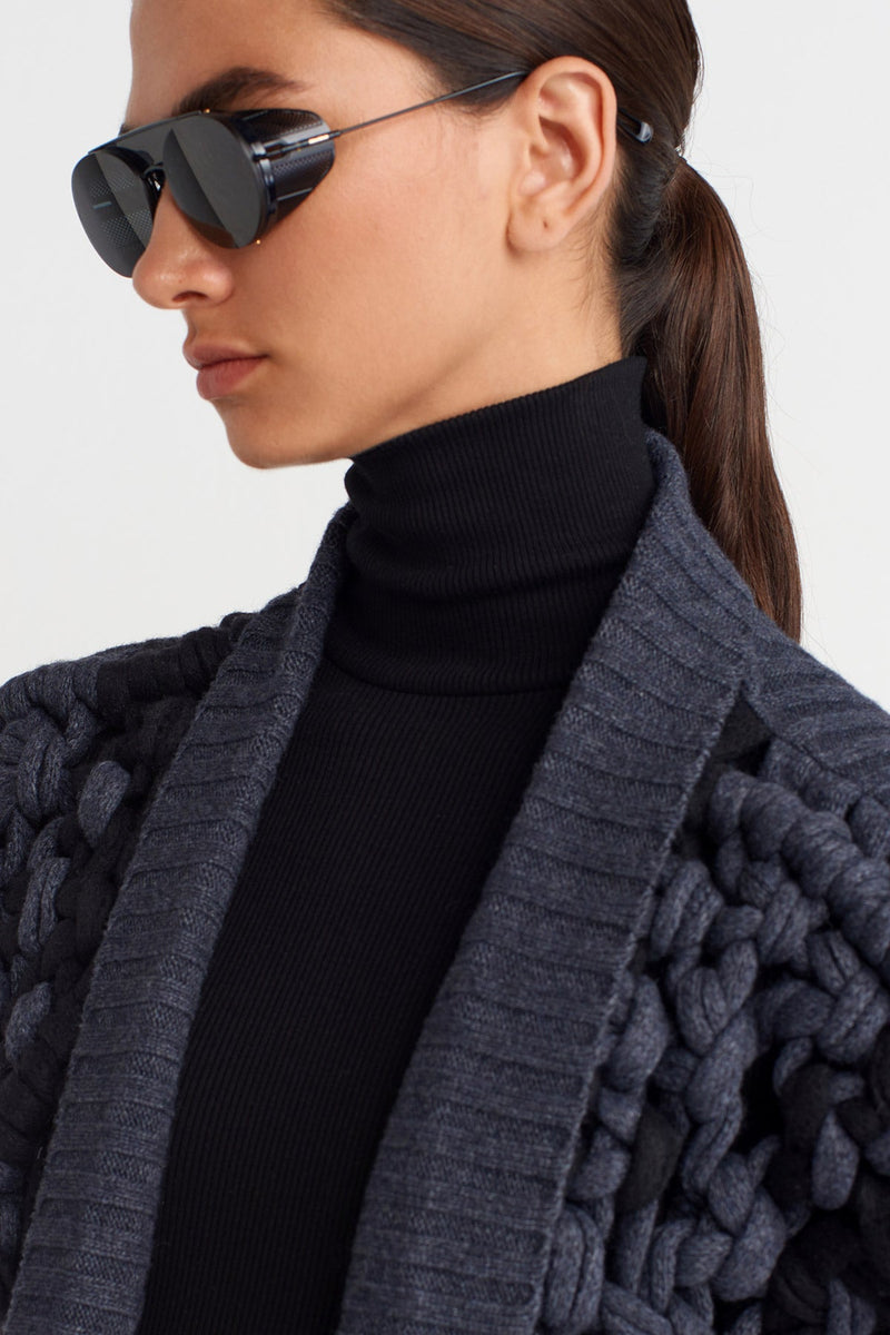 Nu Short Vest With Handcrafted Macramé Details Black & Grey