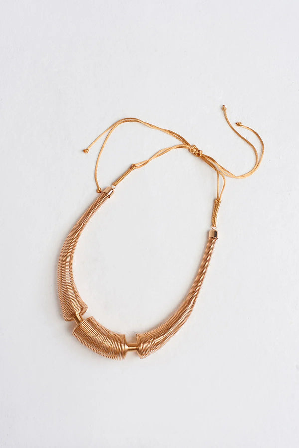 Nu Spiral Wire Shaped Adjustable Necklace Gold