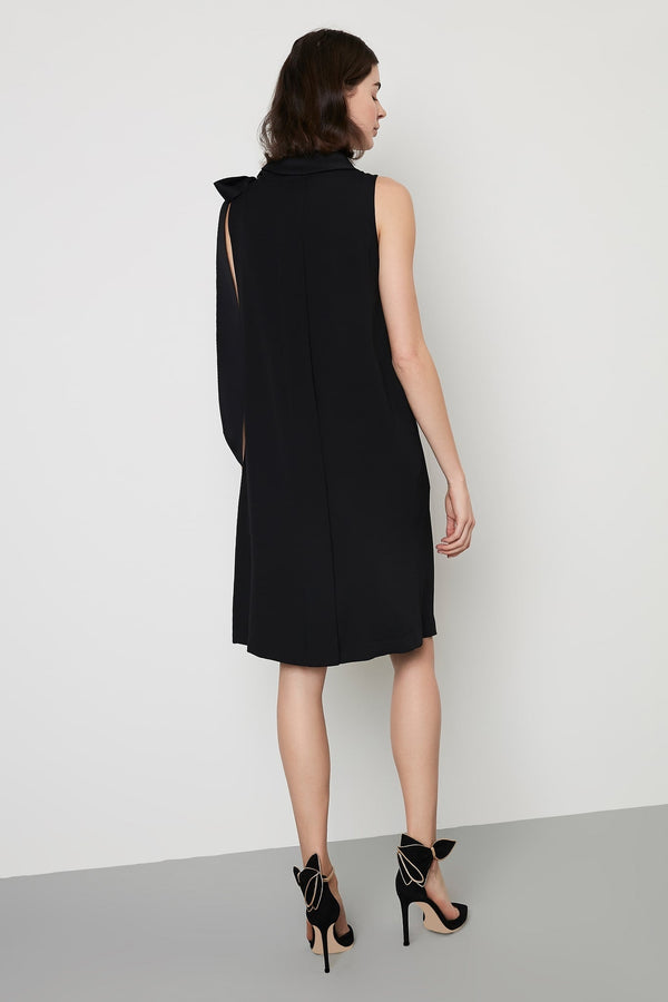 Machka Tie Detail Pleated Dress Black