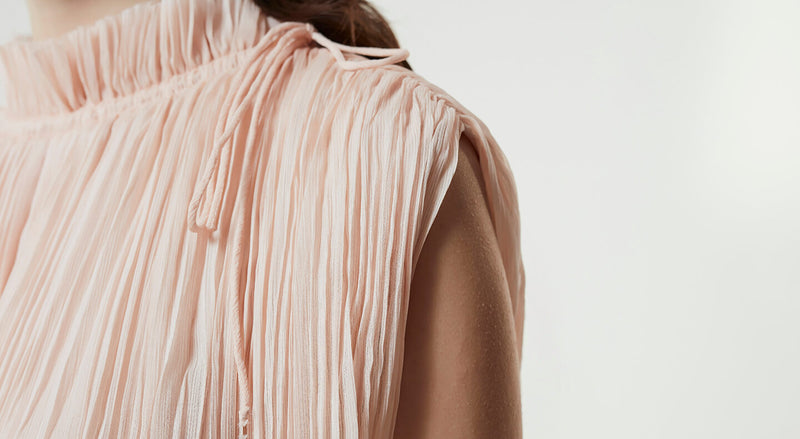 Machka Sleeveless Pleated Blouse Powder