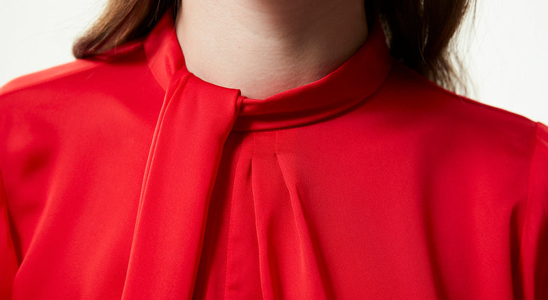 Machka Judge Collar Pleated Blouse Red