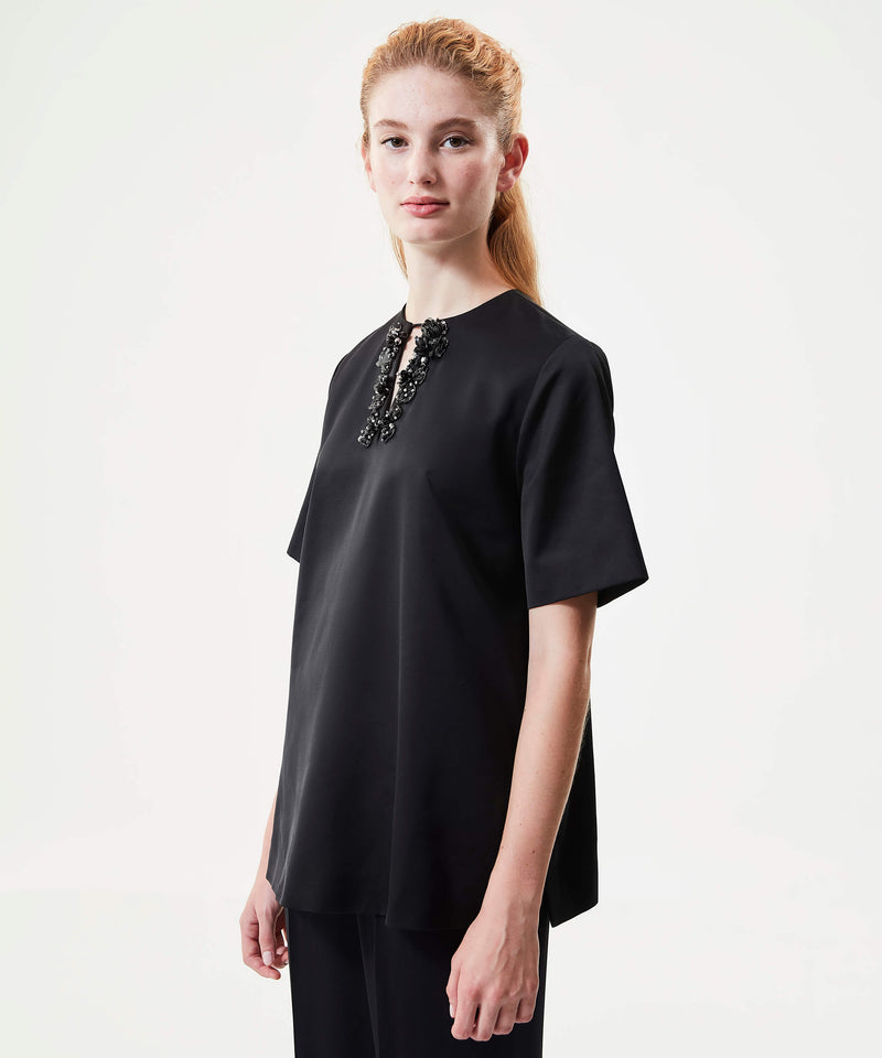 Machka Blouse With Keyhole & Embellishment Black