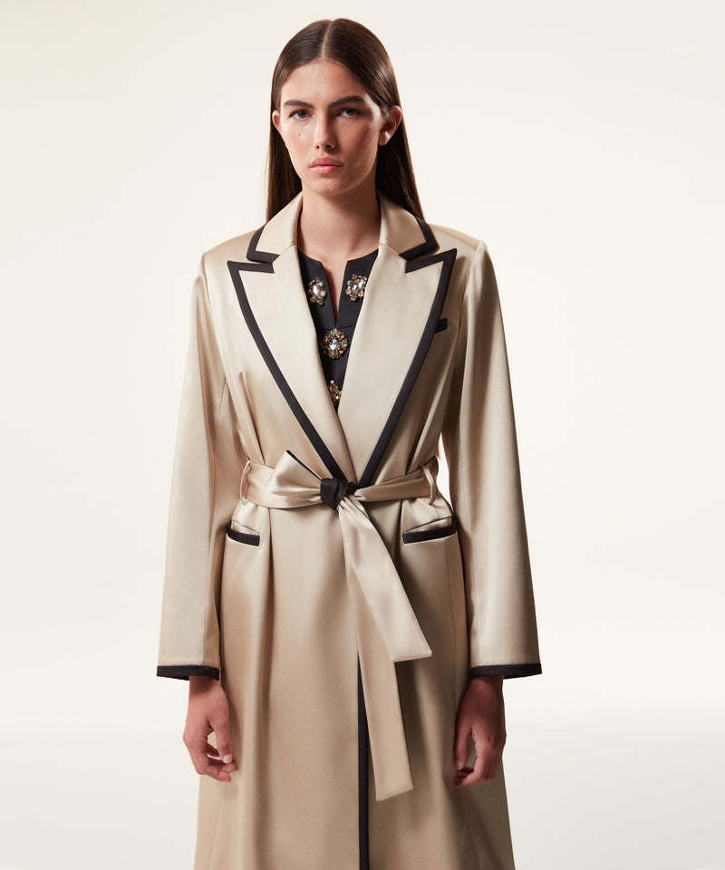 Machka Contrast Piping Top Coat Cream