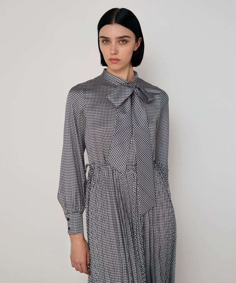Machka Patterned Dress With Tie Neck Black