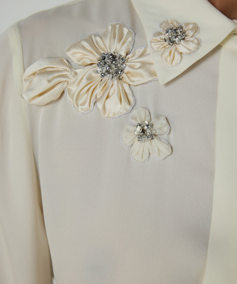 Machka Floral-Appliqué Silk Blouse Ecru