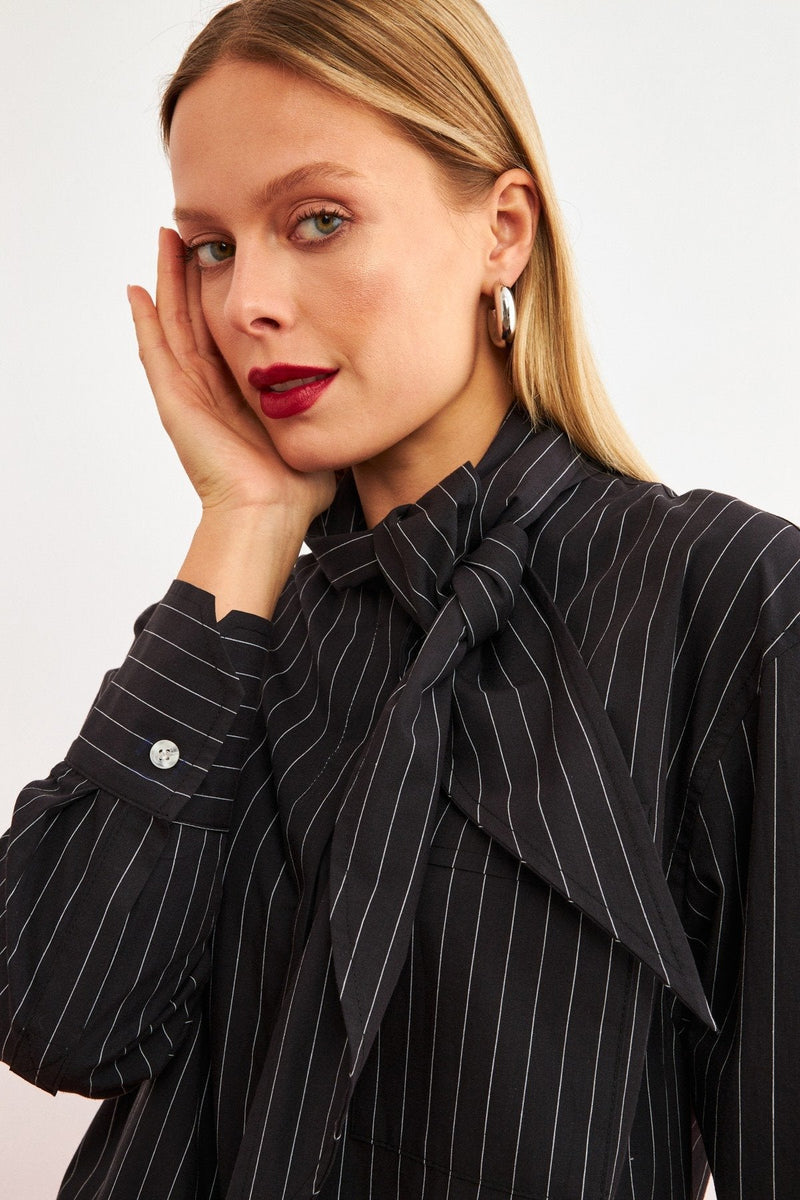 Setre Collar Detailed Striped Shirt Black