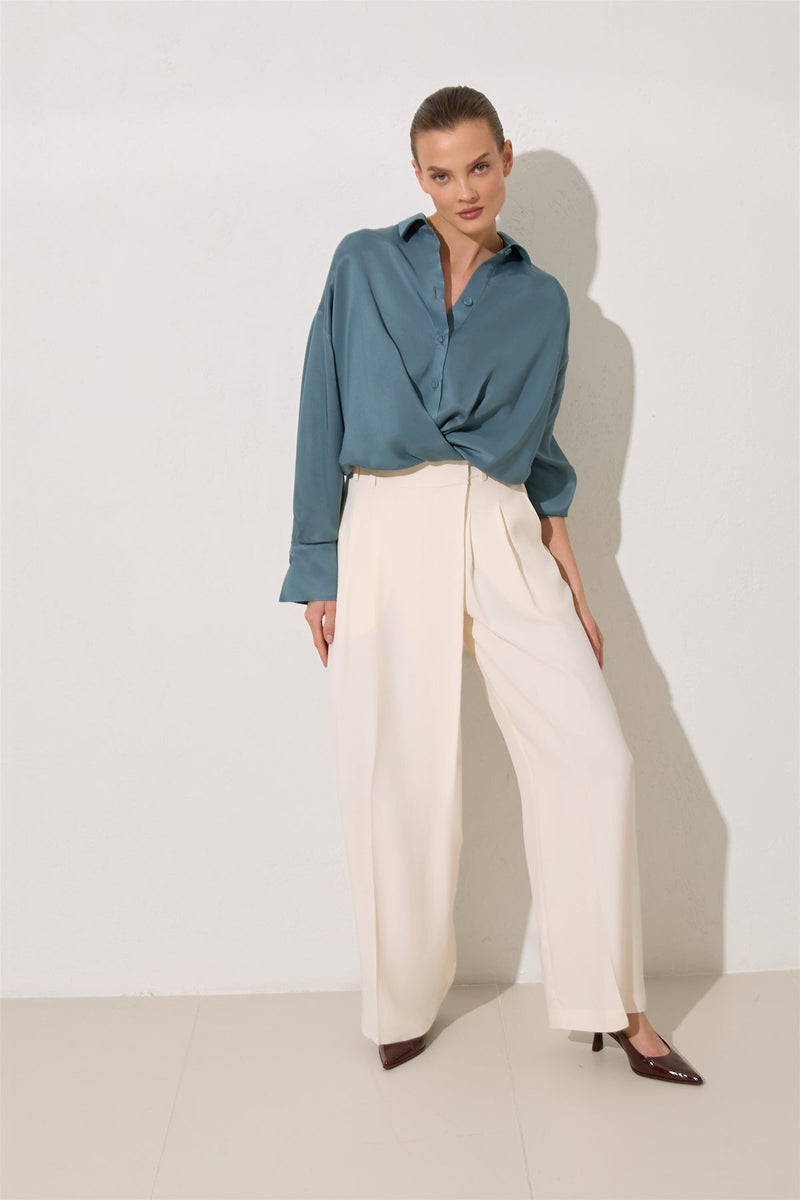 Setre Front-Overlap Detailed Trousers Cream