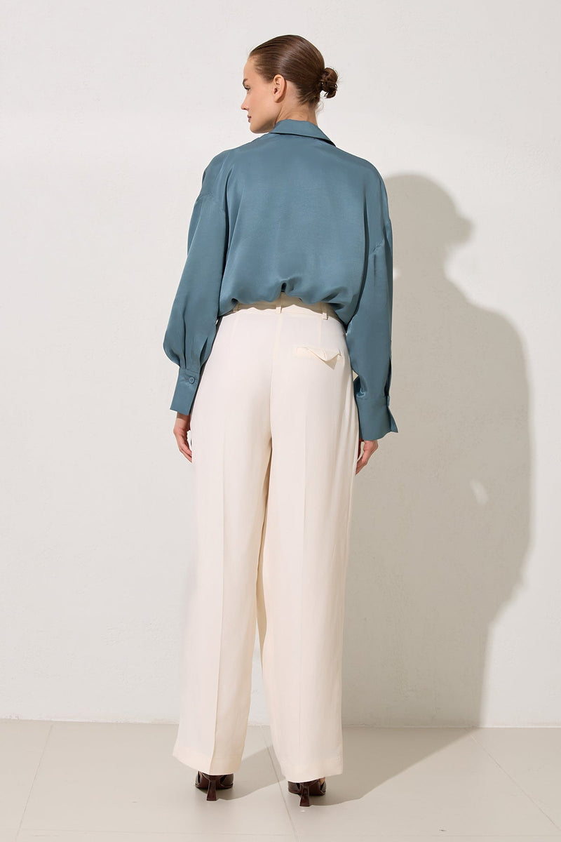 Setre Front-Overlap Detailed Trousers Cream