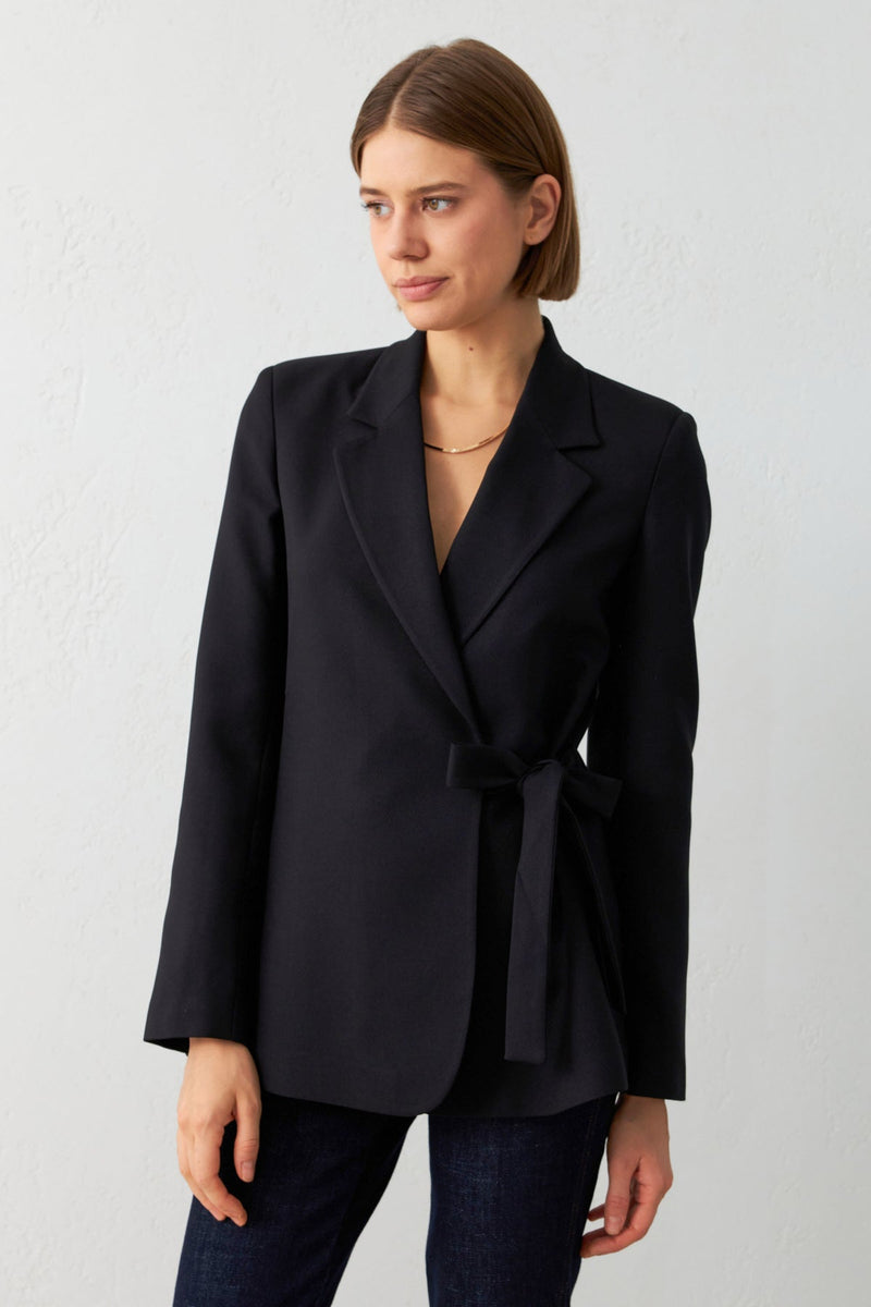 Setre Asymmetrical Side Tie Detailed Jacket Black