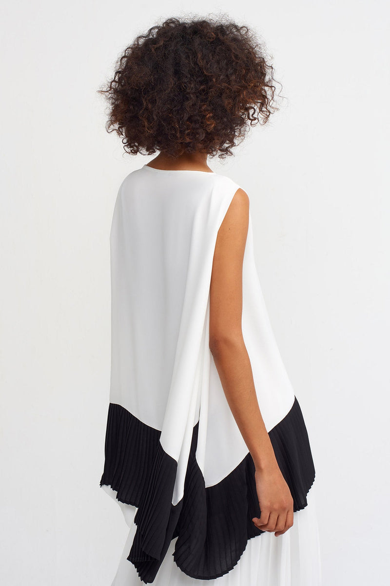 Nu Color Block Asymmetrical Blouse Black/Off White