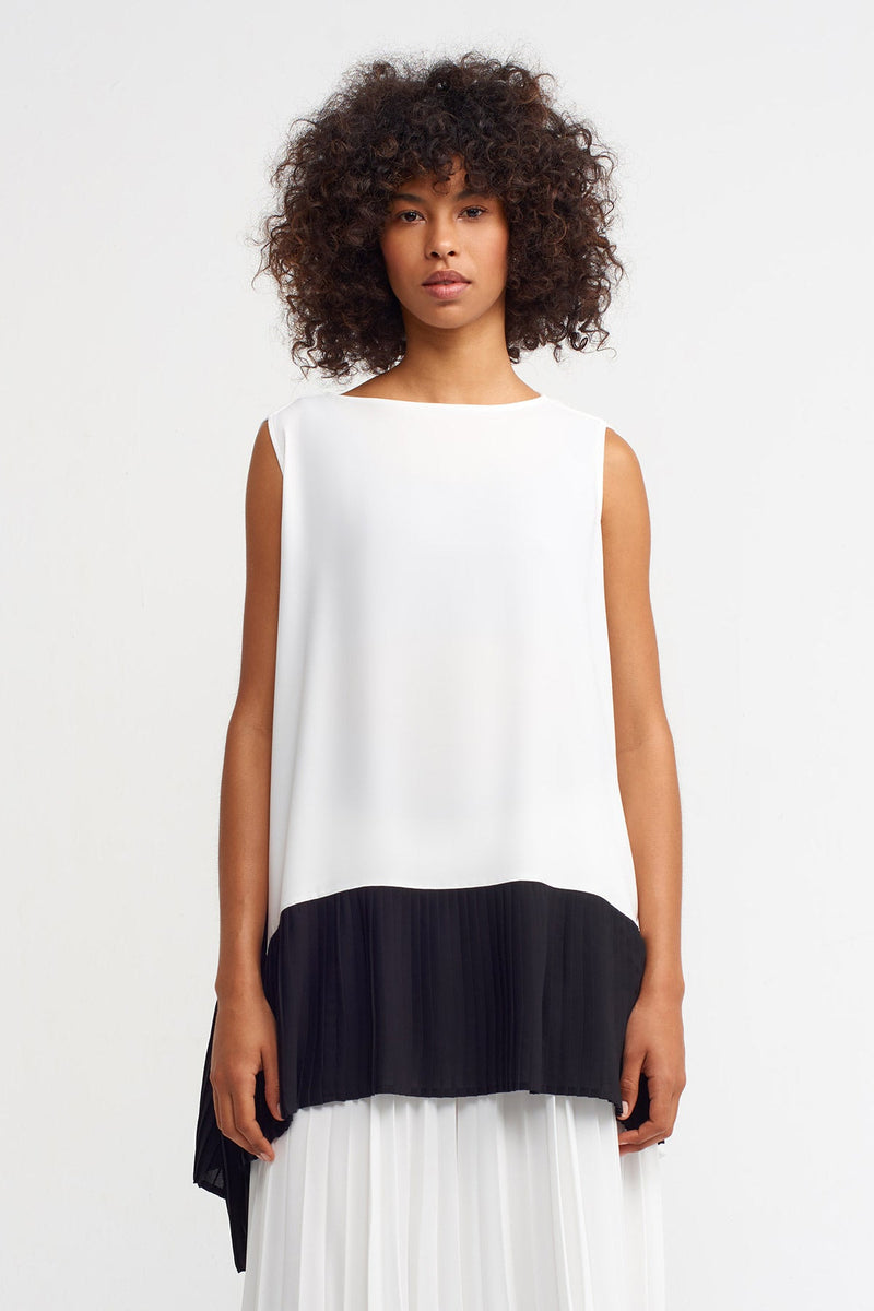 Nu Color Block Asymmetrical Blouse Black/Off White