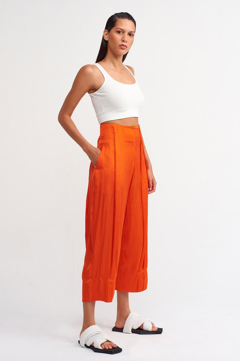 Nu Pleated Detail Trouser Coral