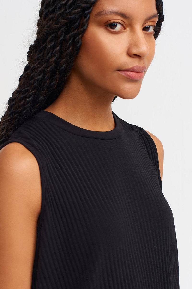 Nu Solid Sleeveless Ribbed Blouse Black