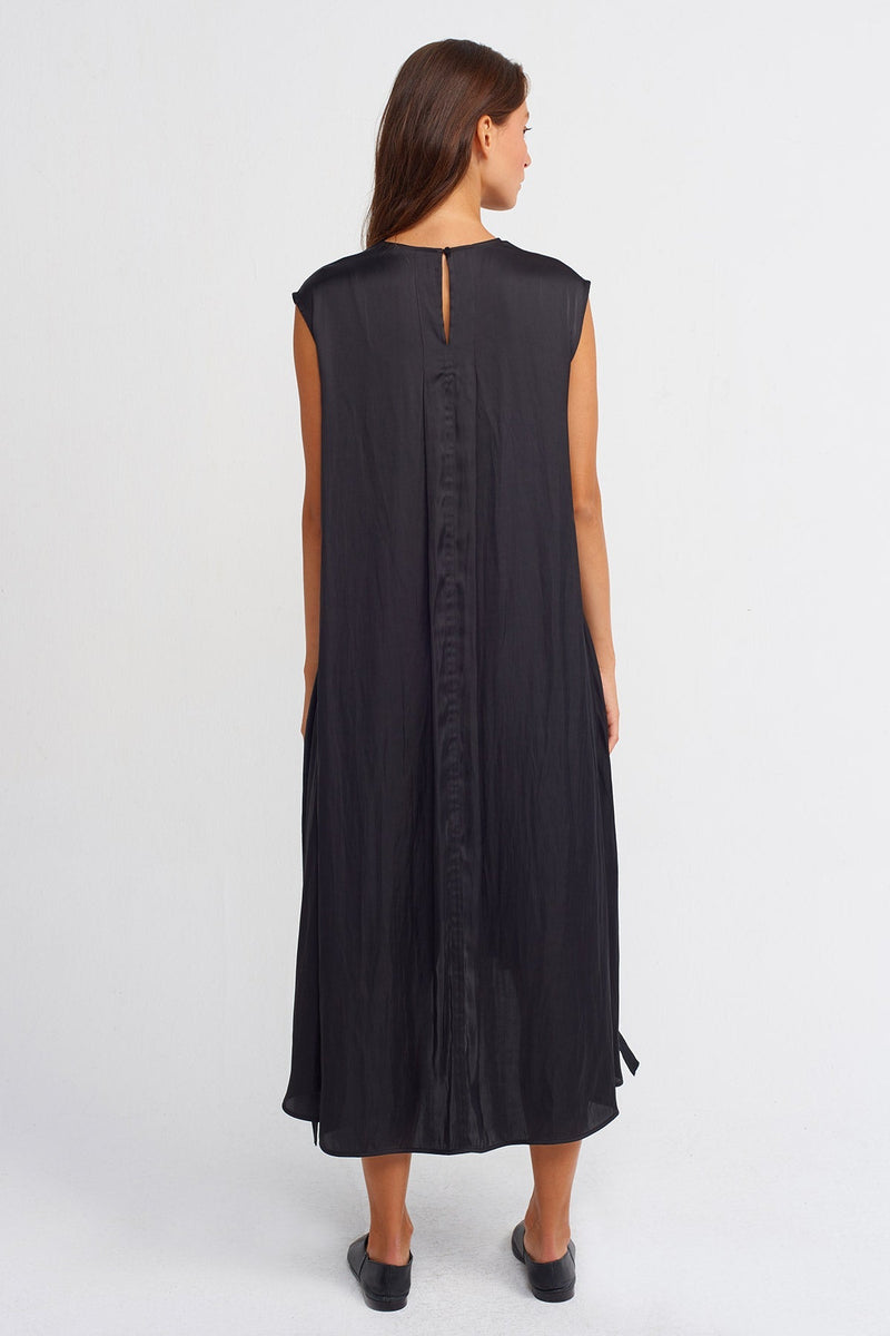 Nu Solid Sleeveless Midi Dress Black