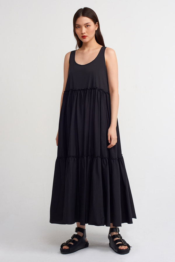 Nu Sleeveless Tiered Maxi Dress Black