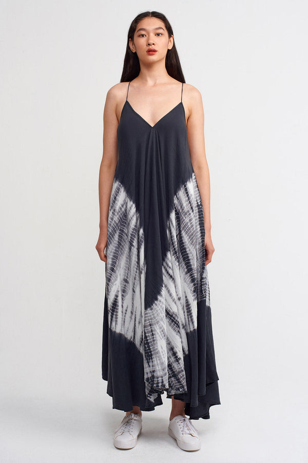 Nu Tie Dye V Neck Maxi Dress Black/Offwhite