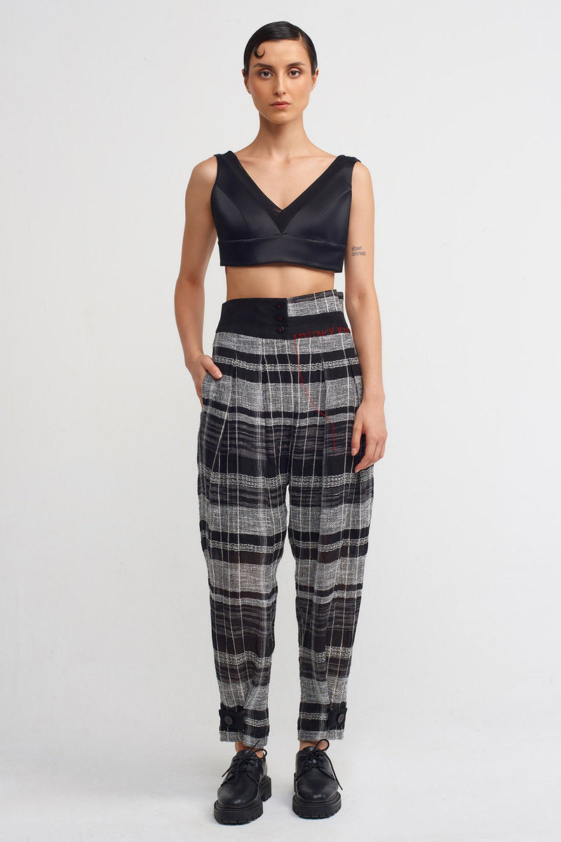 Nu Red Stitch Detail Plaid Pants Black