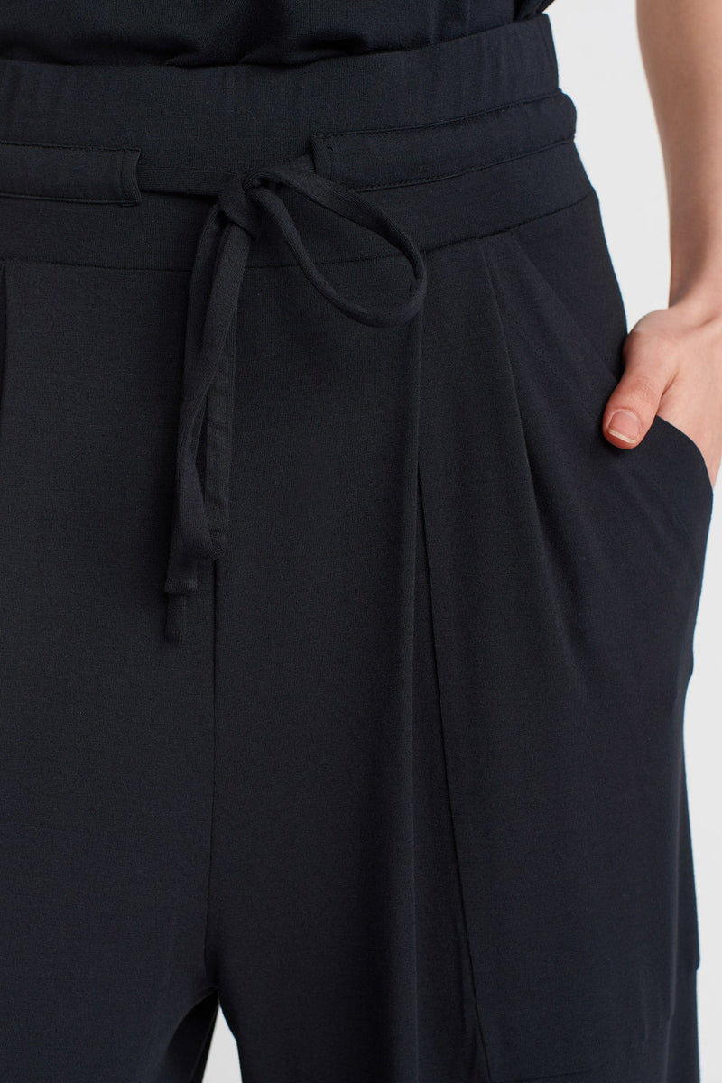 Nu Drawstring High-Waisted Trousers Black