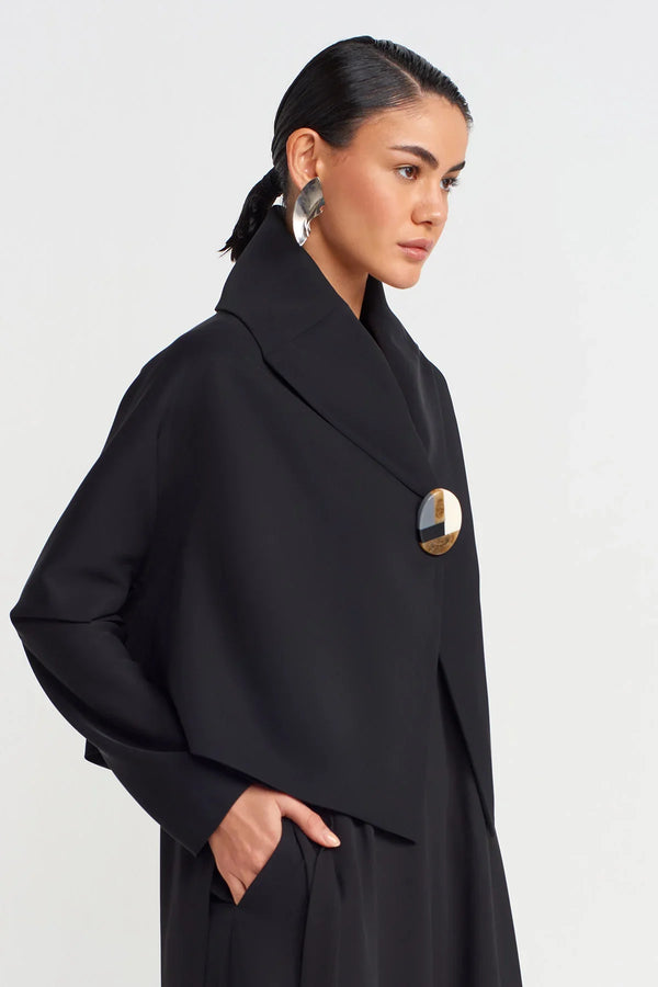 Nu Large Buttoned Short Jacket Black