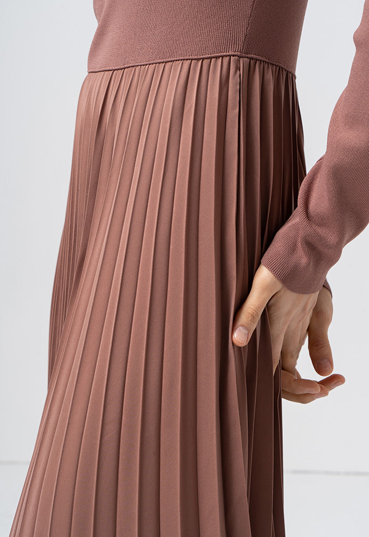 Choice Solid Pleated Maxi Dress Brown