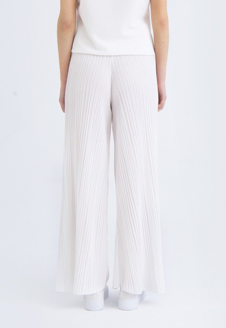 Choice Solid Color Knitted Pleated Culottes Off White