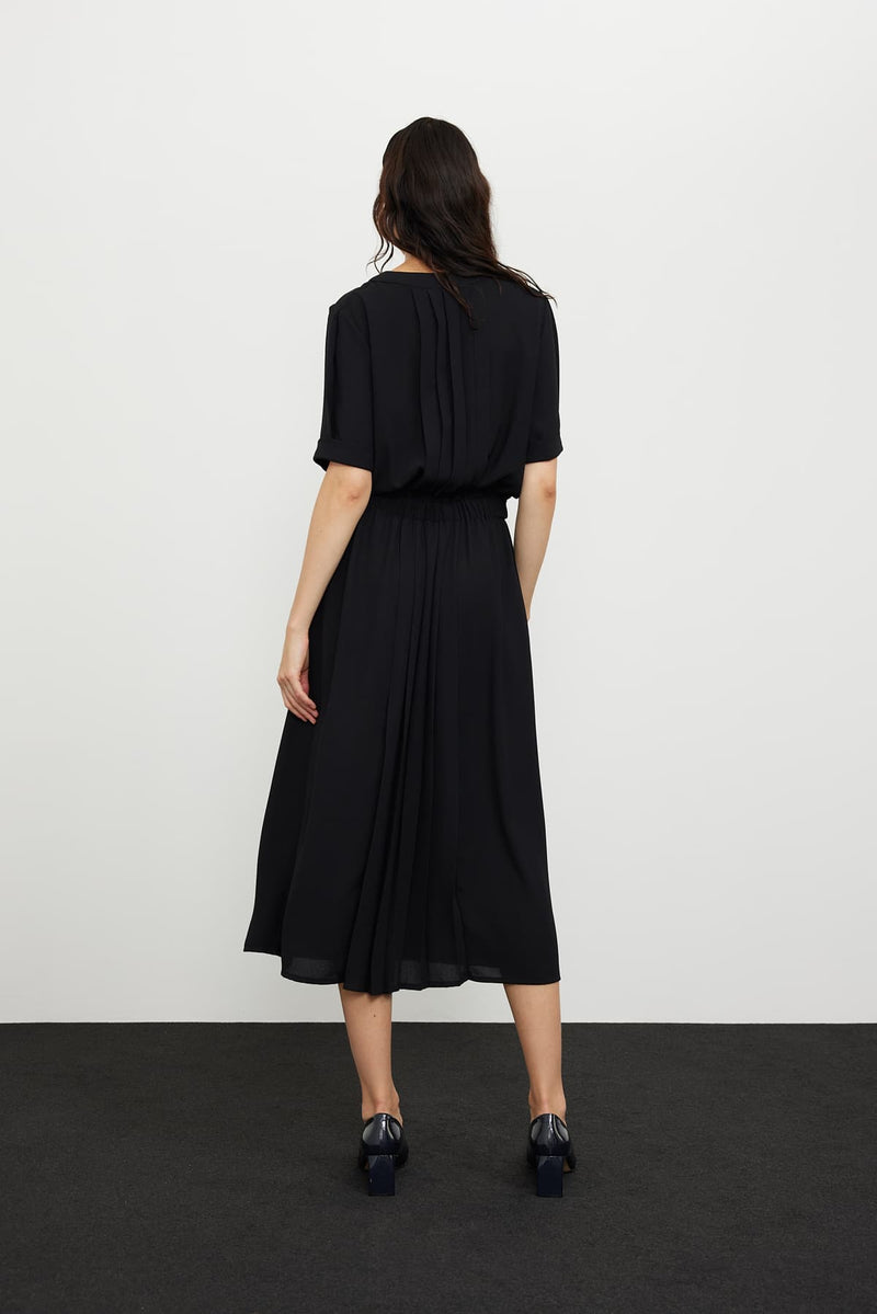 Roman Pleated Crepe Midi Dress Black