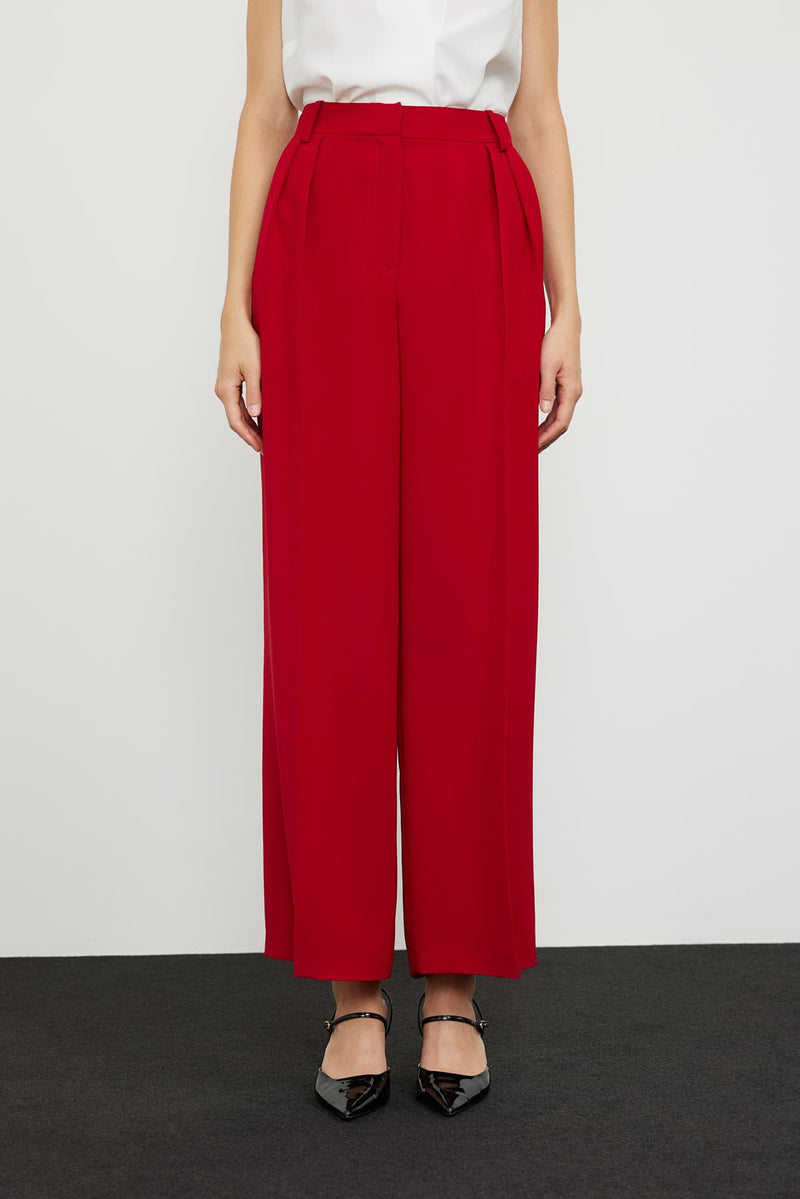 Roman Pleated Detail Solid Trousers Red