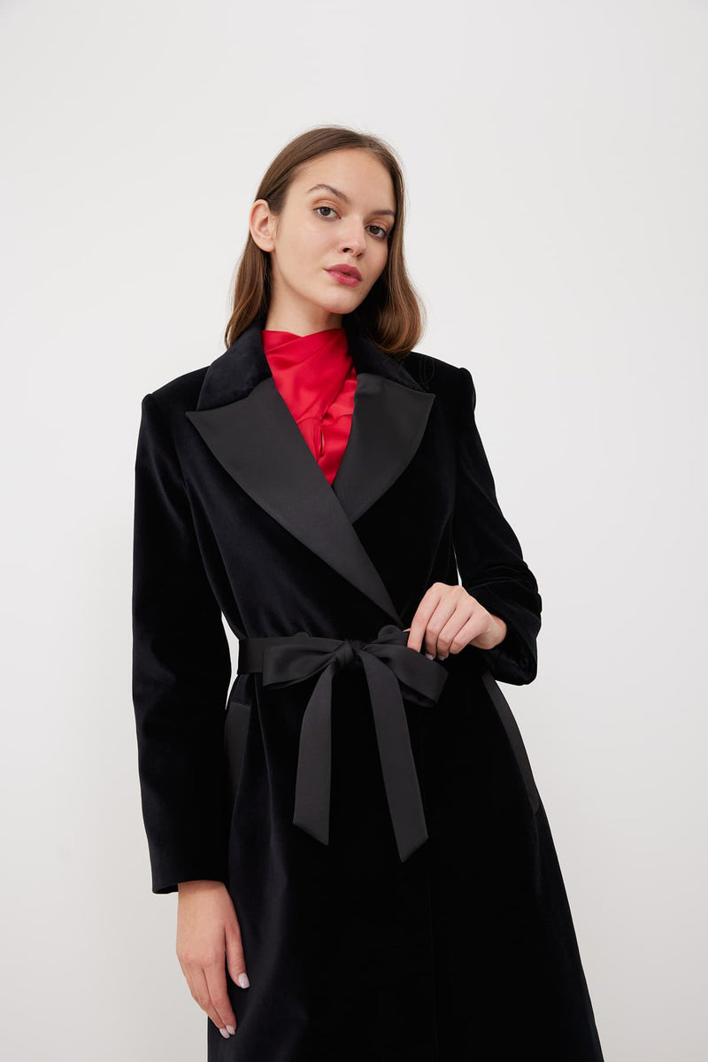 Roman Satin Collar Velvet Jacket Black